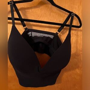Pink Wireless Push Up Bra By Victoria Secret In Black